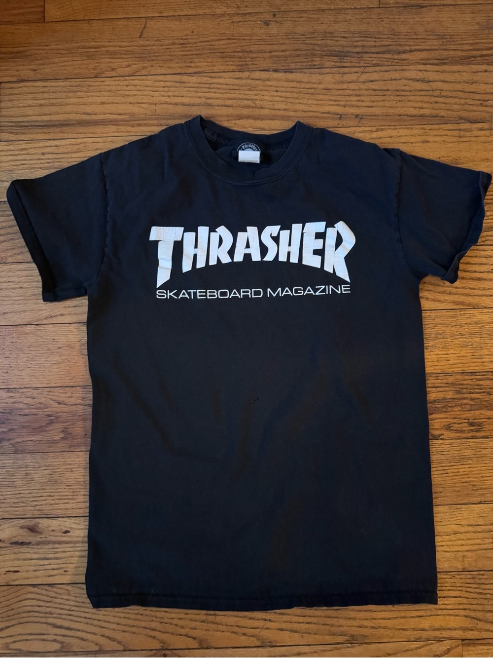 Lot of 6 | Men’s Skateboard Shirts Thrasher Dogtown Capita Vans Powell - sz SM - Picture 4 of 10